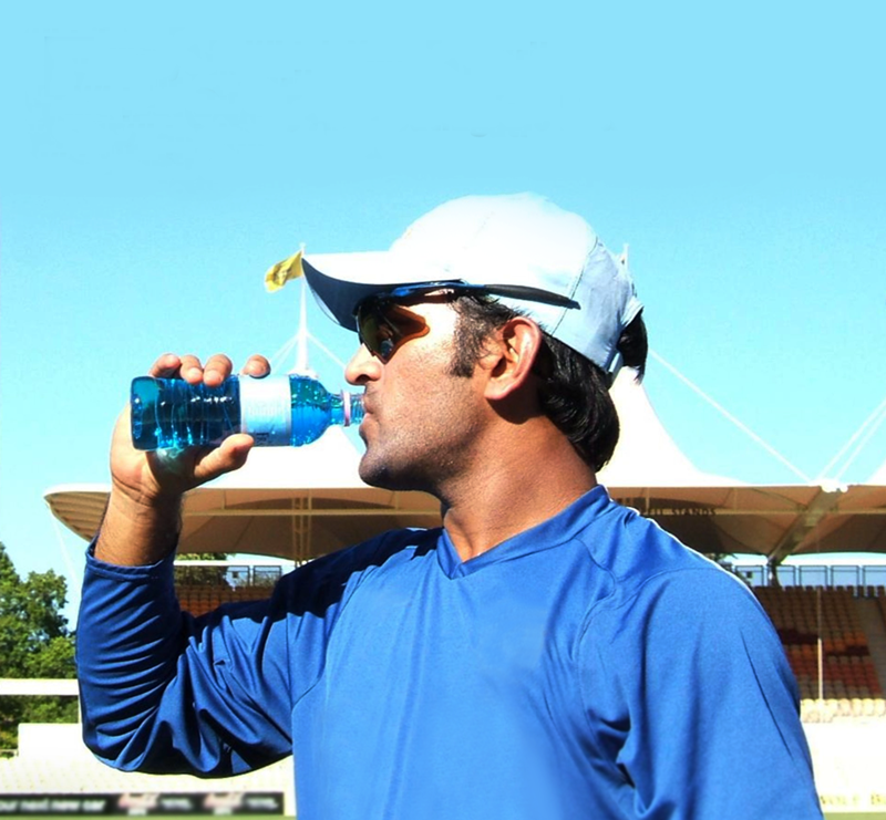 5 Ways In Which Your Favourite Cricket Players Are Beating Dehydration!